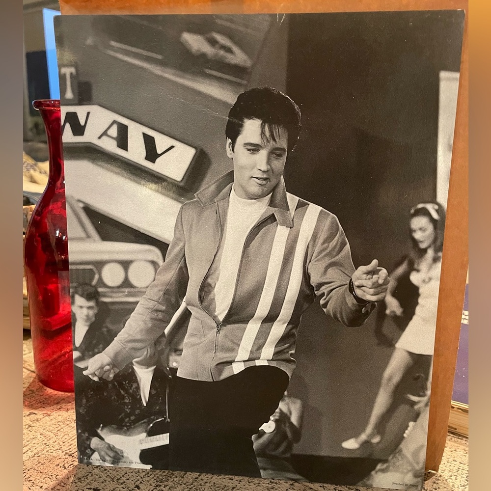 8x10 ELVIS PRESLEY PHOTO